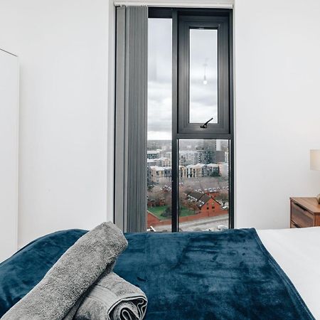 Luxury 2 Bedroom Apartment, Broad Street 伯明翰 外观 照片