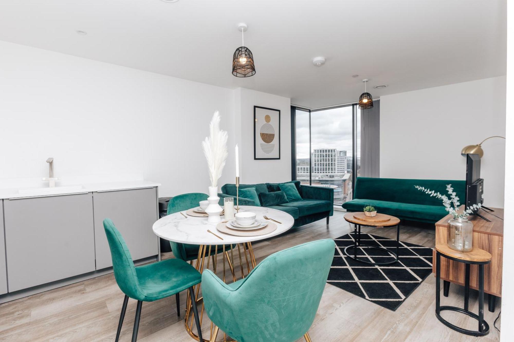 Luxury 2 Bedroom Apartment, Broad Street 伯明翰 外观 照片