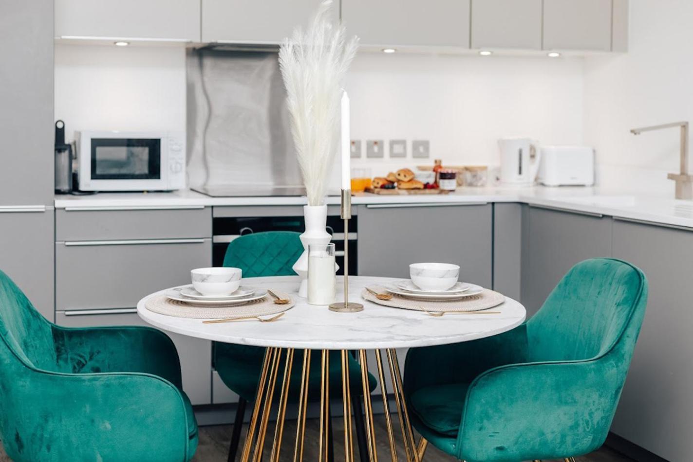 Luxury 2 Bedroom Apartment, Broad Street 伯明翰 外观 照片