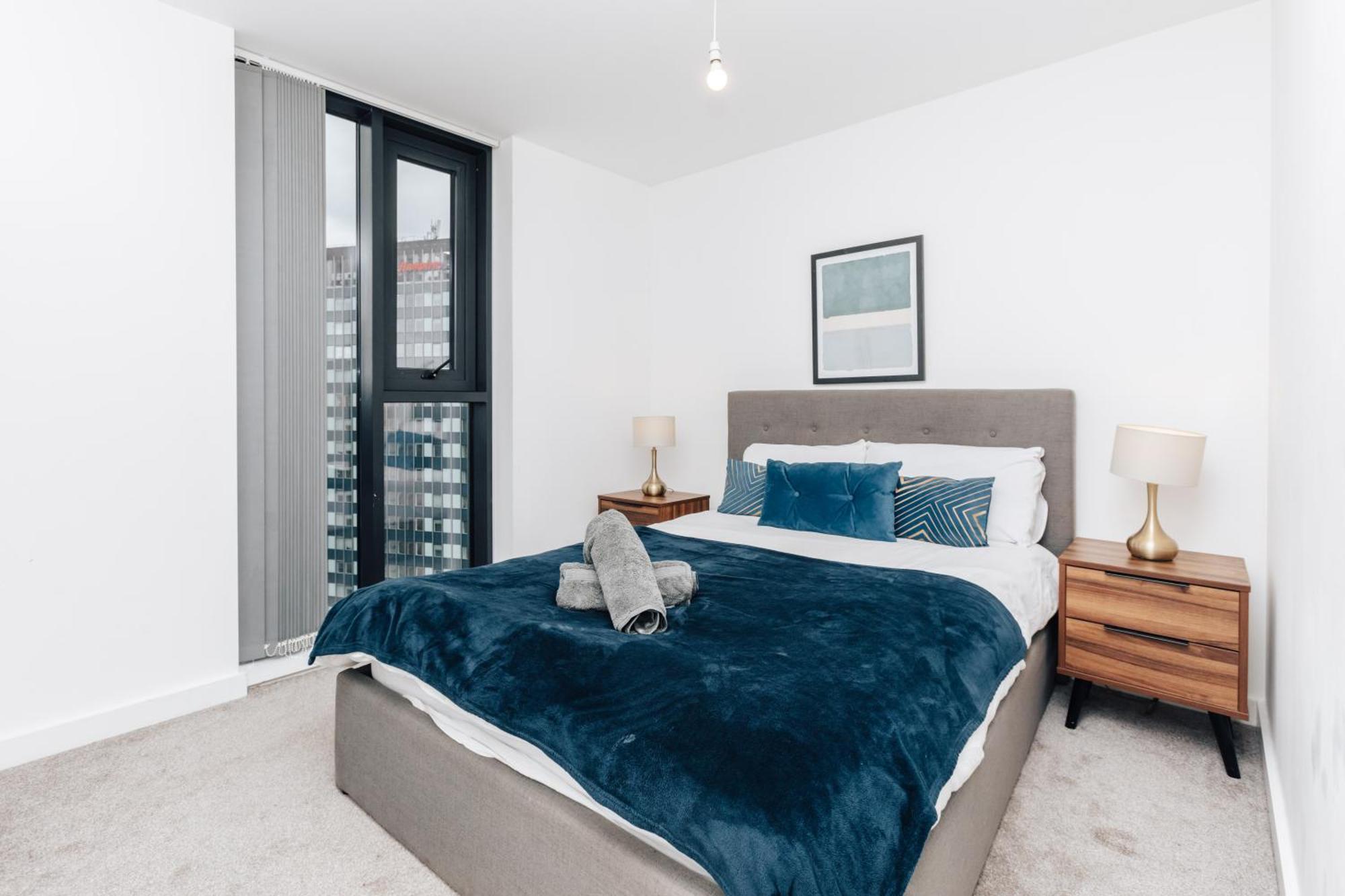Luxury 2 Bedroom Apartment, Broad Street 伯明翰 外观 照片